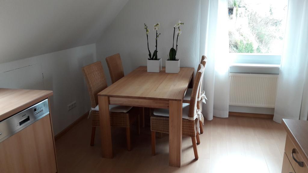 Helle 70 Qm Mit Herrlichem Blick
